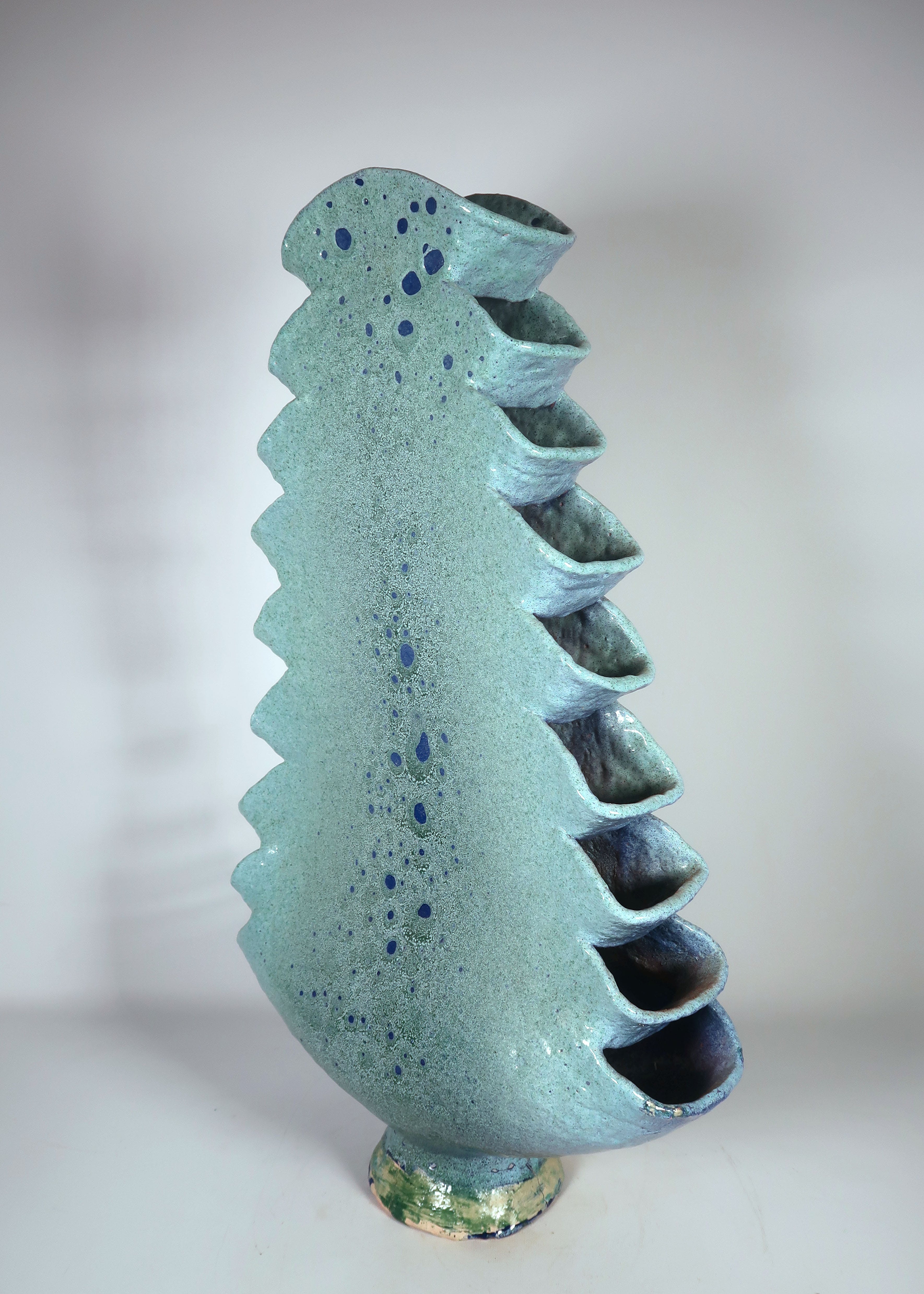 Peter von Hartsvelt Müller - Aardewerk, Blauwe tulpenvaas (Groot) kopen? Bied vanaf 70!