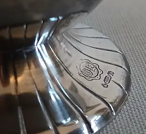 Herbert Hooijkaas - D.E. Serveerset gemerkt HH 90 kopen? Bied vanaf 49!