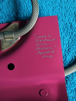 Ted Noten - Dutch Fashion Award 2009 , ‘Icon Homme’ - Mercedes-Benz kopen? Bied vanaf 350!