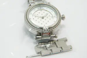 58- Zo goed als nieuw Invicta "bolt lady 28923" dames polshorloge met Box + cert kopen? Bied vanaf 70!