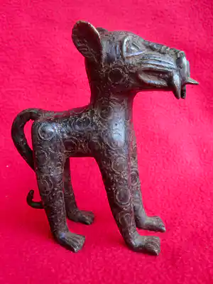 Benin - Bronzen luipaard. vendu pour 80€ !