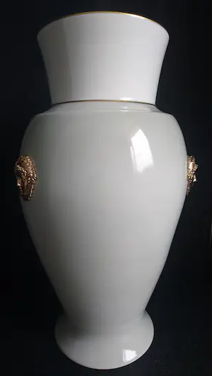 Royal Limoges - Tharaud/Union Limousine grote siervaas met mascarons (Limoges, France) kopen? Bied vanaf 1!