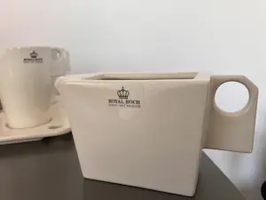Royal Boch - Zeosen set 4 x kop en schotel met suikerpot en melkkannetje kopen? Bied vanaf 20!