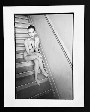 Buy Michel Pinel - Jugendliche Schönheit auf der Treppe? Bid from 100!