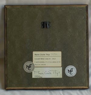 Marie Cecile Thijs - Ingelijste foto uit de serie 'White Collar', Cat with White Collar IV - 2013 kopen? Bied vanaf 1500!