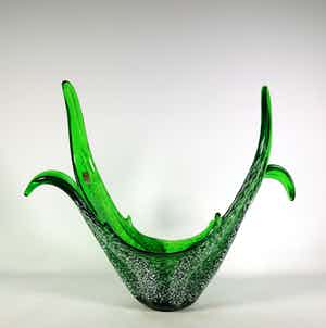 Niet of onleesbaar gesigneerd - Glas, Groene schaal verkocht voor € 1!