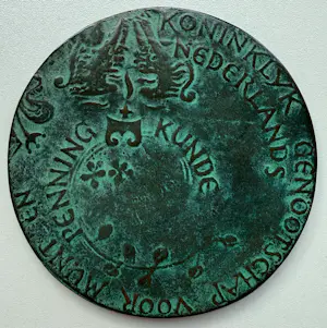Buy Marianne Letterie - bronzen penning | 'Eeuwfeest Genootschap voor Munt- en Penningkunde' | 1992? Bid from 80!