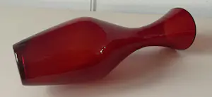 Reijmyre Glasbruk - vintage robijnrode vaas ontwerp Monica Bratt kopen? Bied vanaf 40!