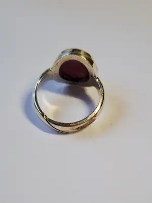 Nieuwe Schitterende  handgemaakte zilveren ring met  ovale echte robijn kopen? Bied vanaf 70!