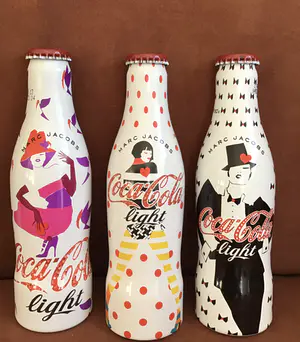 Jean Paul Gaultier - Marc Jacobs, Karl Lagerfeld design flessen en Coca Cola glazen kopen? Bied vanaf 1!