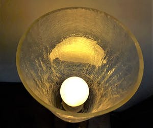 Curiosa - Strakke tafellamp gemerkt: Freelight - Model "Creaced" 2004-04 kopen? Bied vanaf 1!