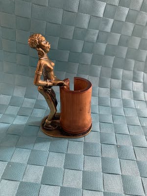 Karl Hagenauer - Bronzen Afrikaanse vrouw met ton kopen? Bied vanaf 200!