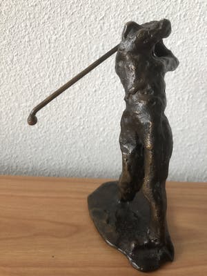 Brons (Onbekend) - Prachtig massief beeld van een golfspeler in actie kopen? Bied vanaf 35!