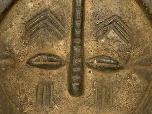 Kwele - 180139 - Old African Tribal used Kwese window - Congo. kopen? Bied vanaf 45!