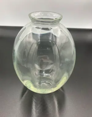 Andries Dirk Copier - Vaas voor Leerdam – jaren 50 – Mid Century Dutch Design, Uraniumglas kopen? Bied vanaf 28!