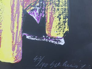Jan Sierhuis - Kleurenlitho, figuur aan tafel, handgesigneerd, 1973 kopen? Bied vanaf 1!