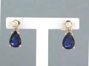 18k gouden oorhangers met saffier tot. 1,34ct en briljant geslepen diamant kopen? Bied vanaf 360!