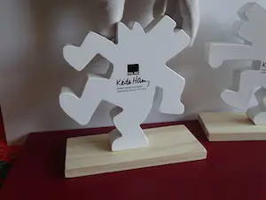 Keith Haring - Dancing Dogs boekensteunen / decoratieve objecten kopen? Bied vanaf 70!