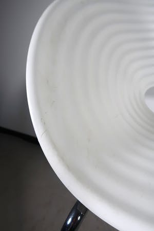 Ron Arad - Staal en polypropeen, Tom Vac stoel voor Vitra (meerdere exemplaren beschikbaar) kopen? Bied vanaf 50!