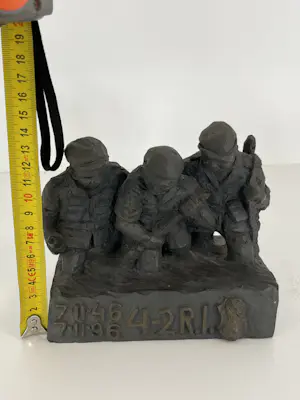 Niet of onleesbaar gesigneerd - de 3 Mariniers kopen? Bied vanaf 1!