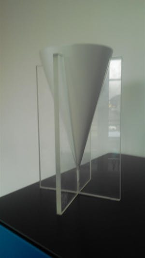 Koninklijke Tichelaar Makkum - Bert Pompe Delta vaas wit kopen? Bied vanaf 36!