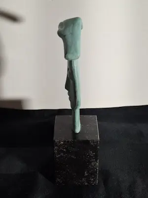 Isabel Ruys-Dudok van Heel - Gepatineerd bronzen beeld. kopen? Bied vanaf 75!