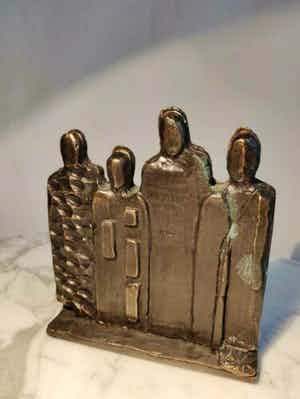 Astrid Veldhuyzen-Koppen - bronzen beeld uit drie delen verkocht voor € 69!