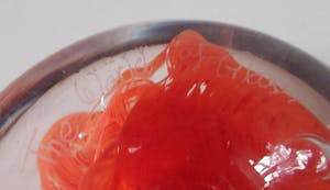 Niet of onleesbaar gesigneerd - Hand geblazen Presse papier - The World of Glass - St. Helens kopen? Bied vanaf 1!