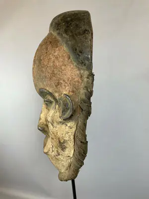 Pende - 220403 - African mask from the Pende - Congo. kopen? Bied vanaf 45!