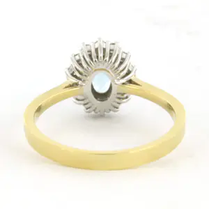 18k gouden ring met topaas en briljant geslepen diamant tot. 0.26ct kopen? Bied vanaf 500!