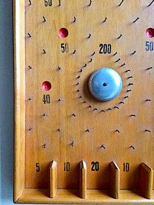 Curiosa - Knikkerspel met knikkers - Hout - 60-er jaren - Uit Tschechoslowakije (gemerkt) kopen? Bied vanaf 69!