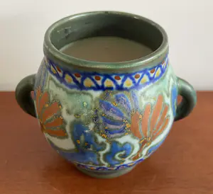 Plateelbakkerij Zuid-Holland - Platelen vaasje decor Crocus kopen? Bied vanaf 25!