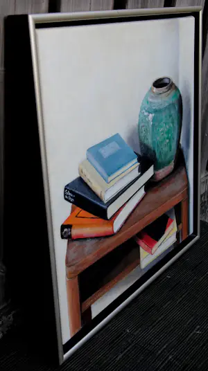 Dori Schoonderwoerd - Ingelijste olieverf op doek: Stilleven met gemberpot en boeken op tafel kopen? Bied vanaf 499!