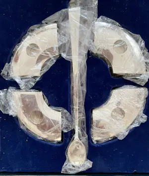 Koninklijke Van Kempen & Begeer - Verzilverde design kandelaars in originele verpakking kopen? Bied vanaf 65!