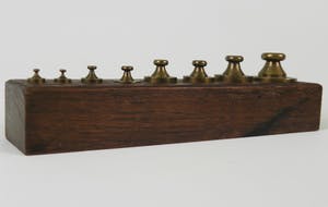 Curiosa - 3 blokken met koperen gewichten kopen? Bied vanaf 1!