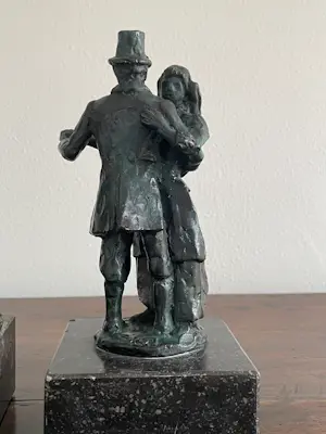 Siem Wardenaar - Set van 2 originele beelden kopen? Bied vanaf 250!