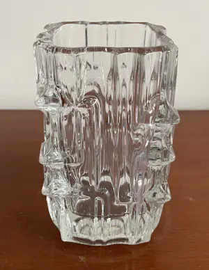 Vladislav Urban - Brutalistische glazen vaas 1960s uitgevoerd voor Sklo Union kopen? Bied vanaf 35!