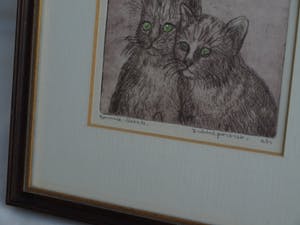 Ronnie Meerts - Ingelijste ets, “Dubbelportret”, 2 Poezen kopen? Bied vanaf 1!