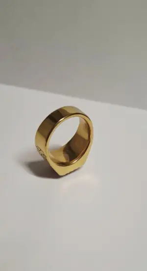Nieuwe  ring voor heren, met vierkante blauwe Edelsteen . kopen? Bied vanaf 45!
