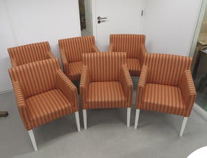 Curiosa - Lot van 6 stoelen met gestreepte stoffering kopen? Bied vanaf 1!