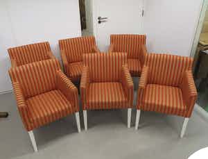 Lot van 6 stoelen met gestreepte stoffering verkocht voor € 1!