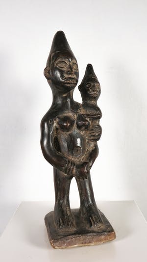 Yoruba - Houten vruchtbaarheidsbeeld van vrouw met kind kopen? Bied vanaf 1!