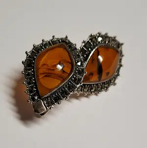 Vintage teardrop oorbellen met gouden amber en marcasiet kopen? Bied vanaf 75!