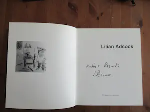 Lilian Adcock - Meisjesfiguur kopen? Bied vanaf 18!