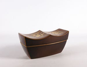 Eleonora Camstra - Aardewerk, Dekseldoos met bladgoud kopen? Bied vanaf 1!