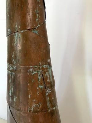 Niet of onleesbaar gesigneerd - Modern Groot Koperen Object kopen? Bied vanaf 1!