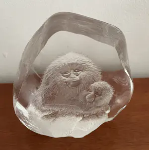 Maleras Sweden - Beeldje - Moeder aap en kind kopen? Bied vanaf 32!