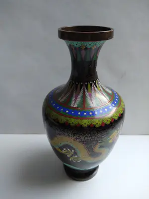 Niet of onleesbaar gesigneerd - Cloissonné schaal en vaas kopen? Bied vanaf 1!