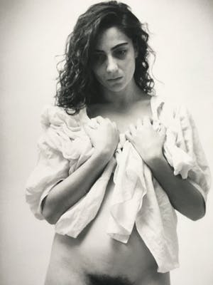 Renald Destrez - Femme nue kopen? Bied vanaf 50!