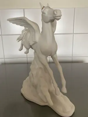 Niet of onleesbaar gesigneerd - Pegasus "The Herald of Love" kopen? Bied vanaf 1!